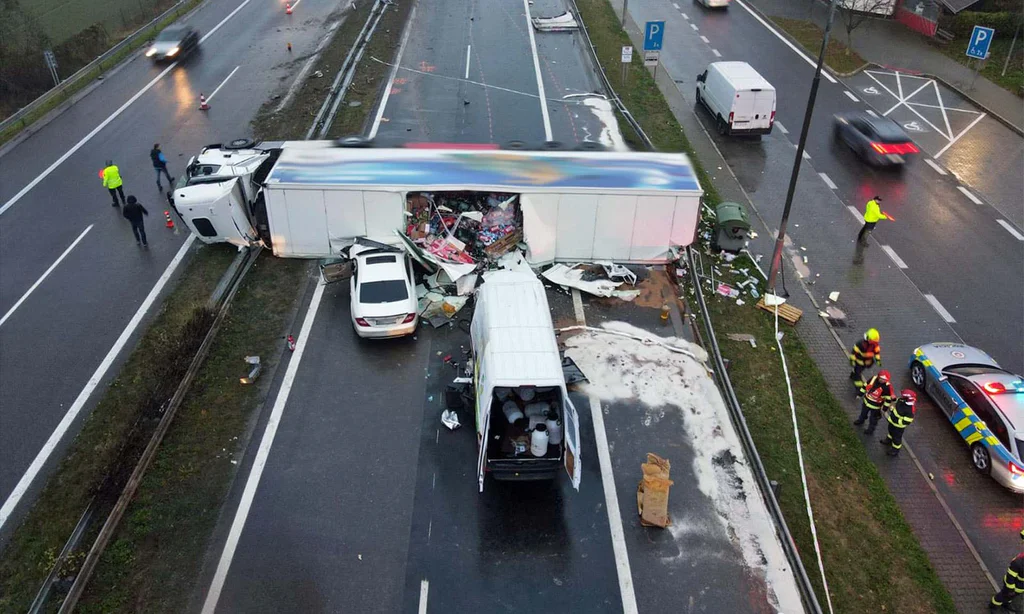 Tragická nehoda na D1 u Ilavy. Foto: PSR