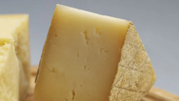Parmazán a pecorino přinášejí chuť bez kalorické zátěže