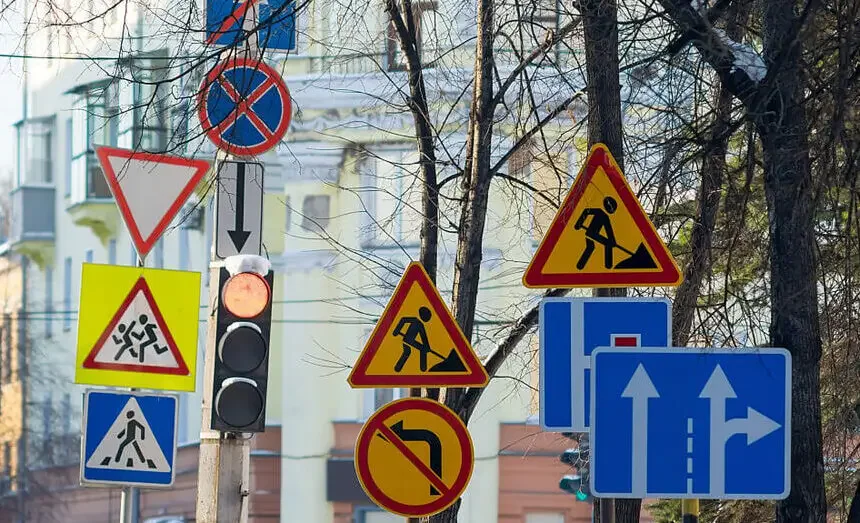 Zmatené dopravní značení