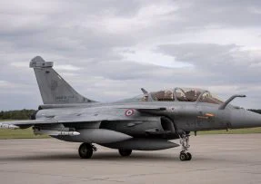 Dassault Rafale na letišti v Polsku