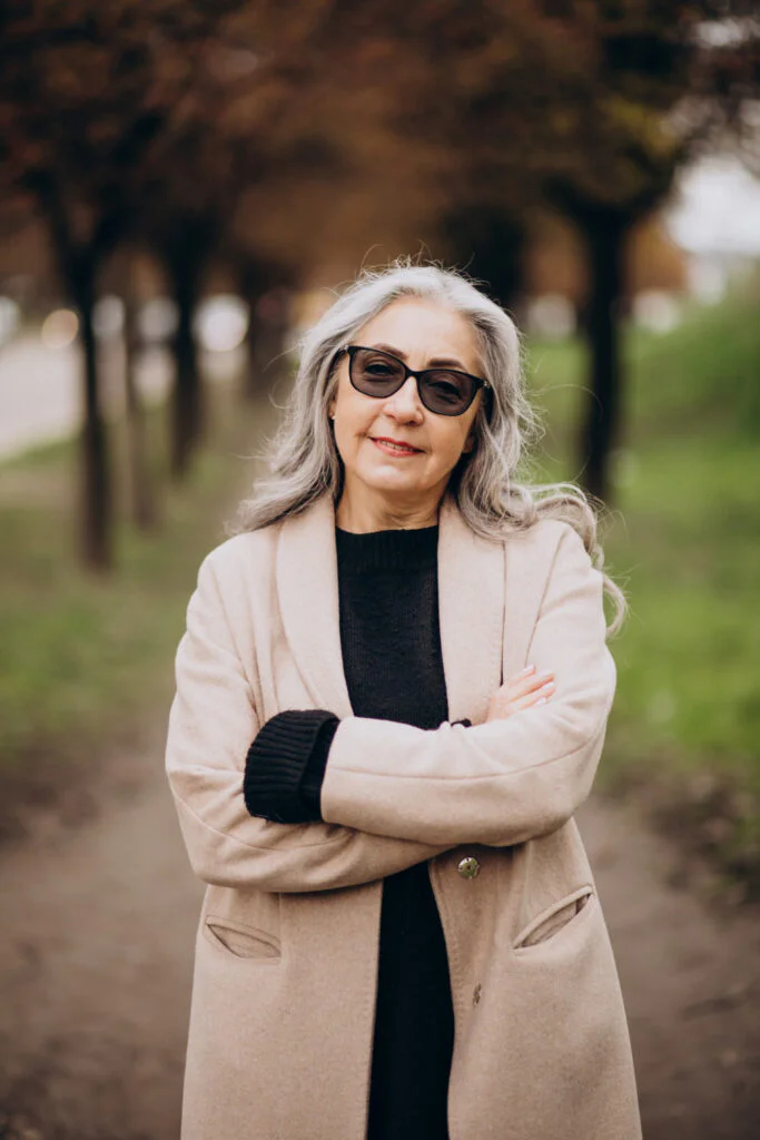 Vlněný kabát využijete v hezčím počasí