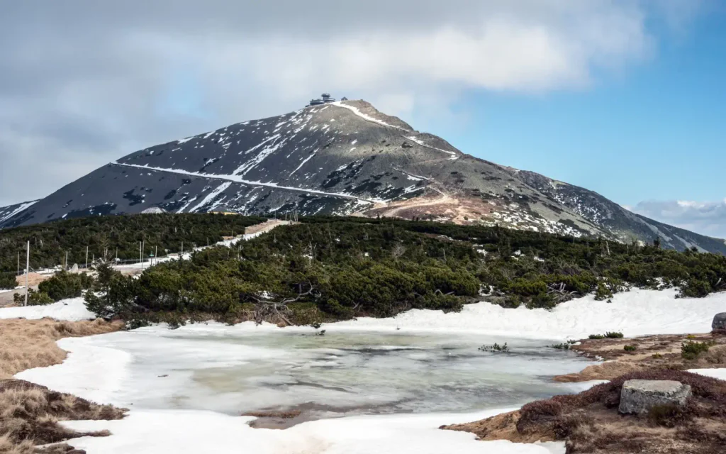 Sněžku zná každý, ale poznáte i ostatní české hory? 