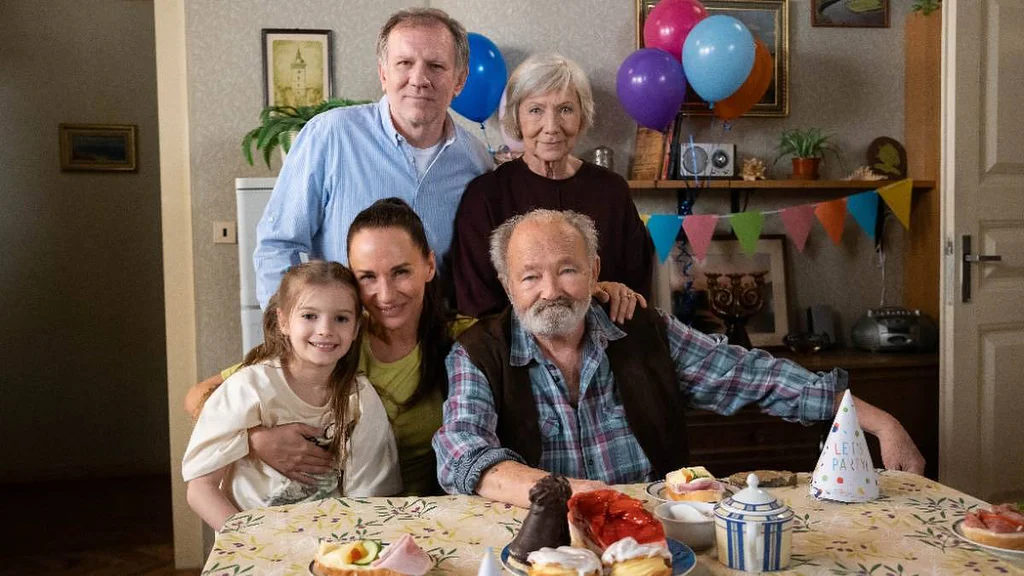 KVÍZ: Poznáte spolehlivě všechny herce z Ulice a jejich role? Náš kvíz vás otestuje