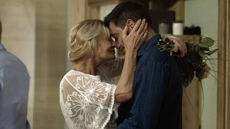 seriálová Olga s Markem