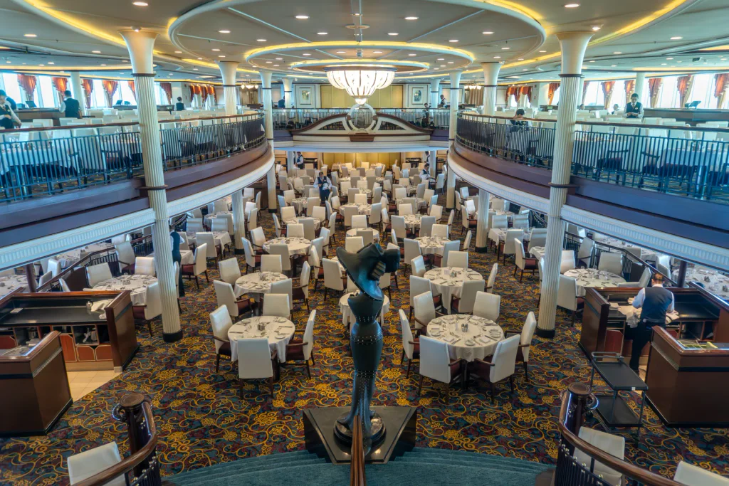 Ráj jen pro vyvolené: Výletní loď za miliardy ukrývá apartmá, kam se běžný člověk nikdy nepodívá.