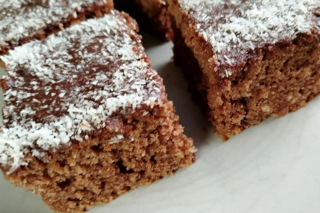 Perníková buchta, krásně vyběhlá a vláčná