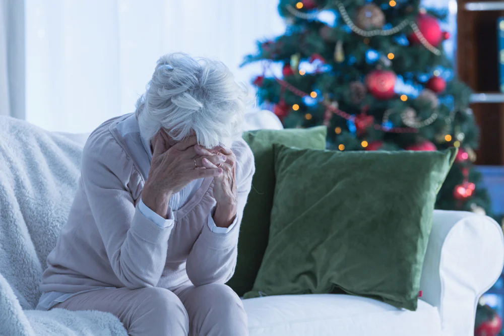 Smutná seniorka o Vánocích