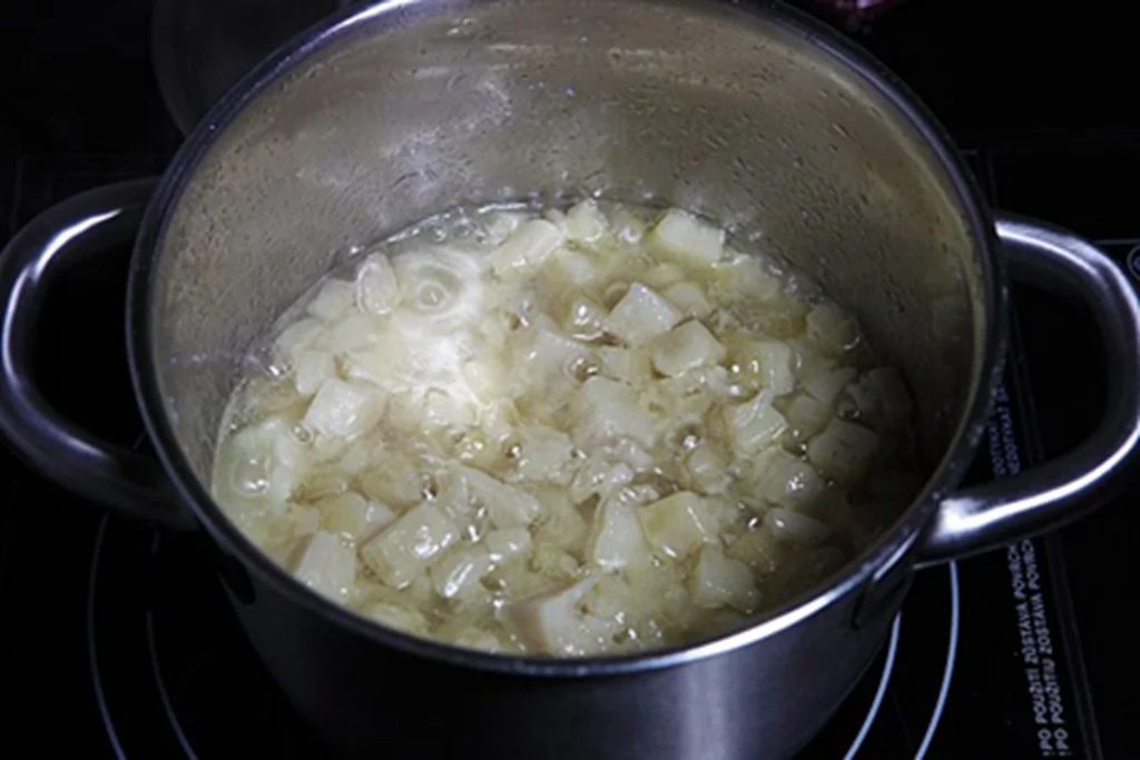 Obrázek k receptu: Domácí sádlo: lahodné a léčivé