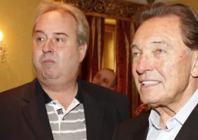 Karel Gott s tajemníkem Janem Adamem