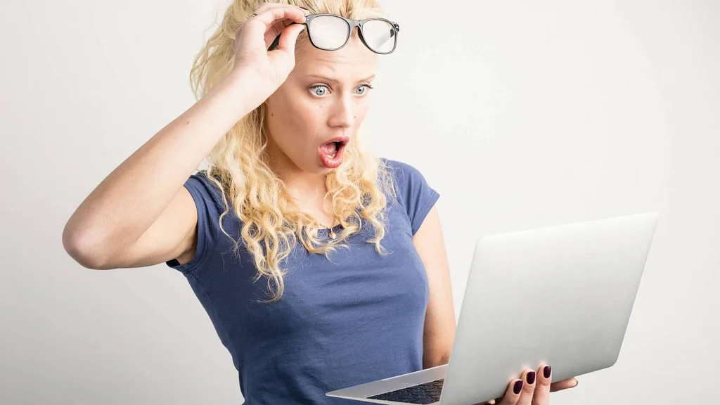 Konspirační teorie – proč jim lidé tolik věří?