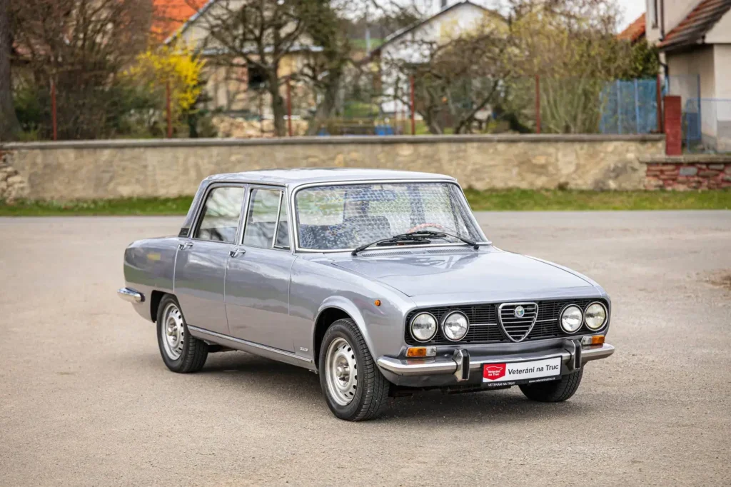 Vůz Alfa Romeo 2000 Berlina