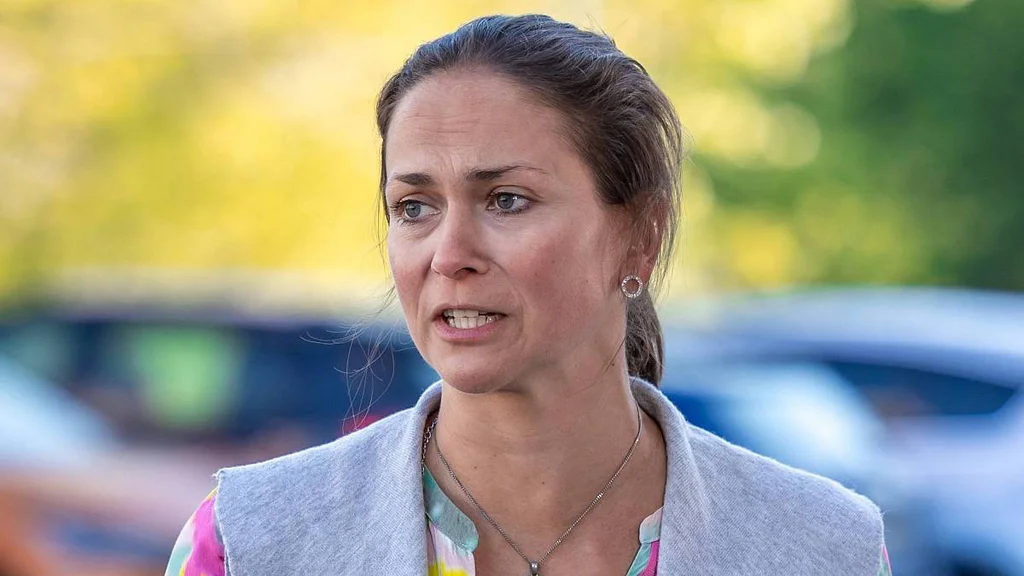 V nových dílech Ulice to začne jiskřit. Zoufalství z mateřství vede zpět k hazardu