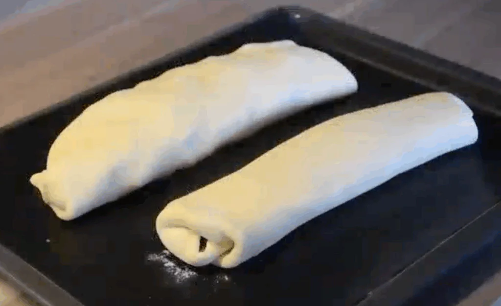 Obrázek k receptu na makový štrůdl se švestkami