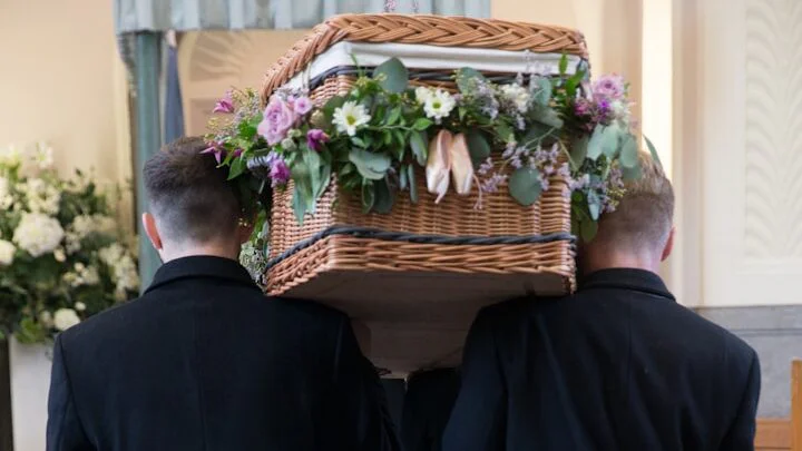 Uspořádejte symbolické rozloučení