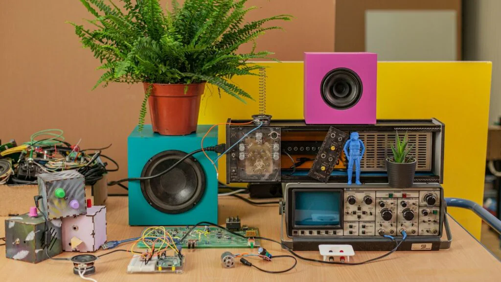 Tvorba z elektrického odpadu