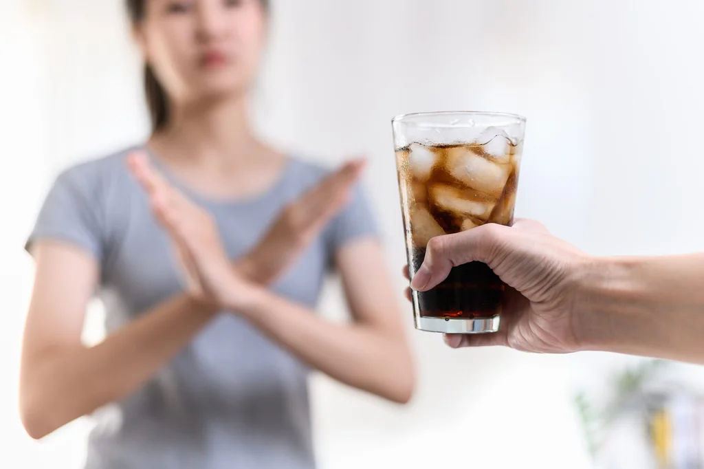 Časté pití slazených nápojů a limonád je často příčinou vzniku cukrovky
