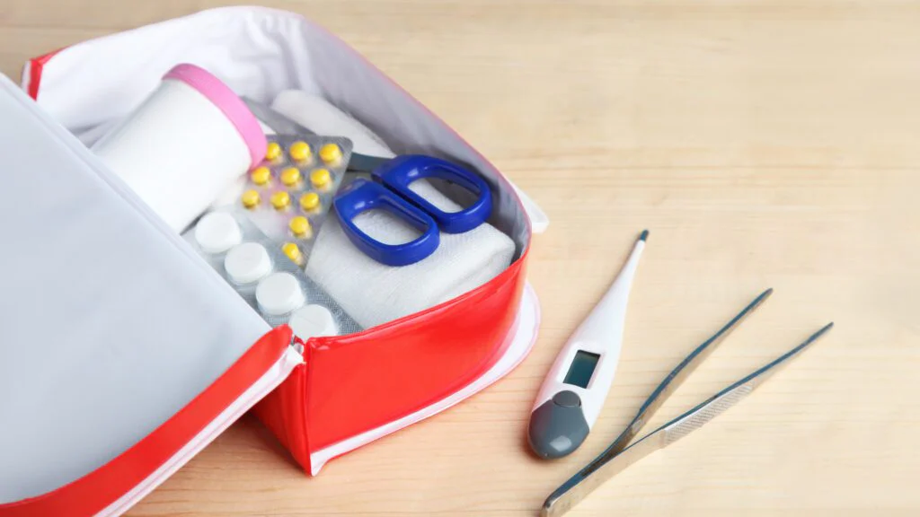 Výcvik první pomoci a schopnost reagovat