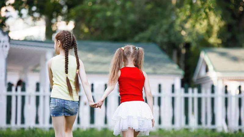 Bydlení budoucnosti: Pryč z města aneb Levnější a ekologičtější rodinné bydlení