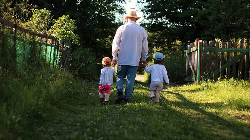 Bydlení budoucnosti: Pryč z města aneb Levnější a ekologičtější rodinné bydlení