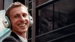 Vesničko má středisková se dodnes drží na předních příčkách žebříčků českých komedií