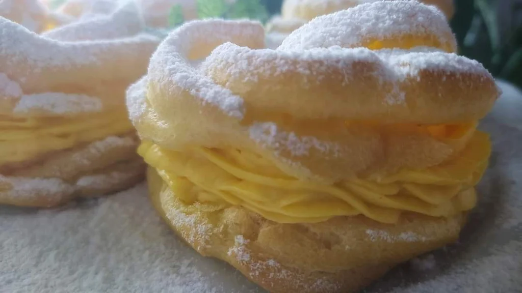 Věnečky z odpalovaného těsta, jen tak pro potěšení, jednoduché a vynikající