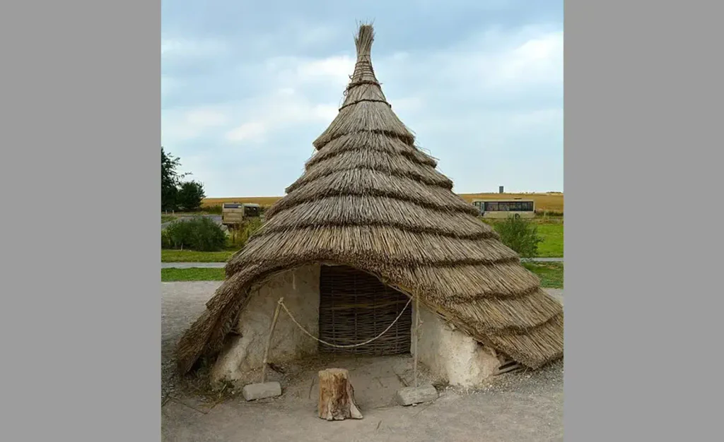 Rekonstrukce neolitického domku na Durrington Walls 