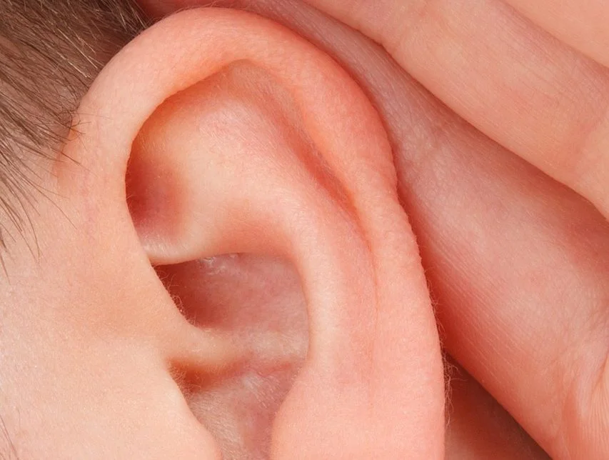 Ucpané ucho, bolest ucha