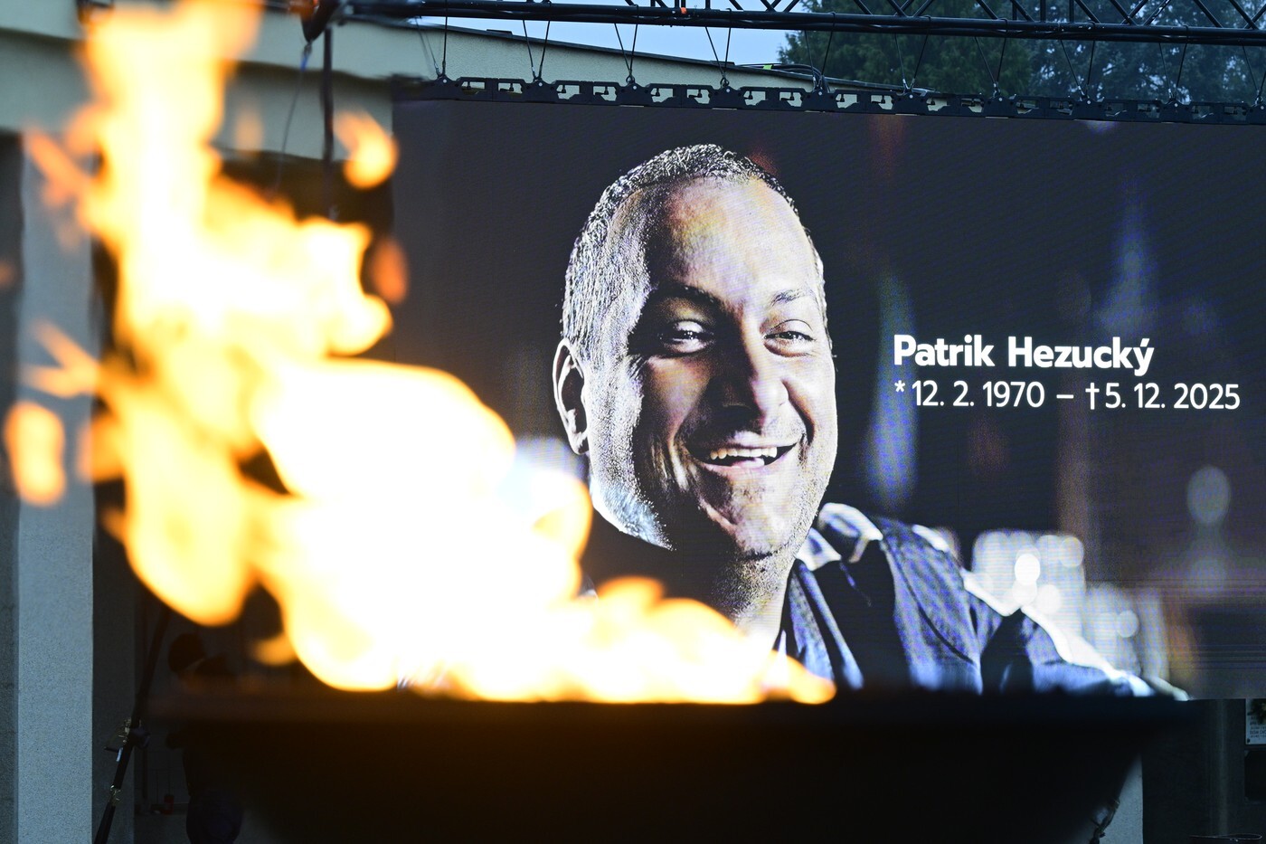 Slova, která jste nemohli slyšet. Smuteční řeč Libora Boučka z obřadu Hezuckého nenechala oko suché