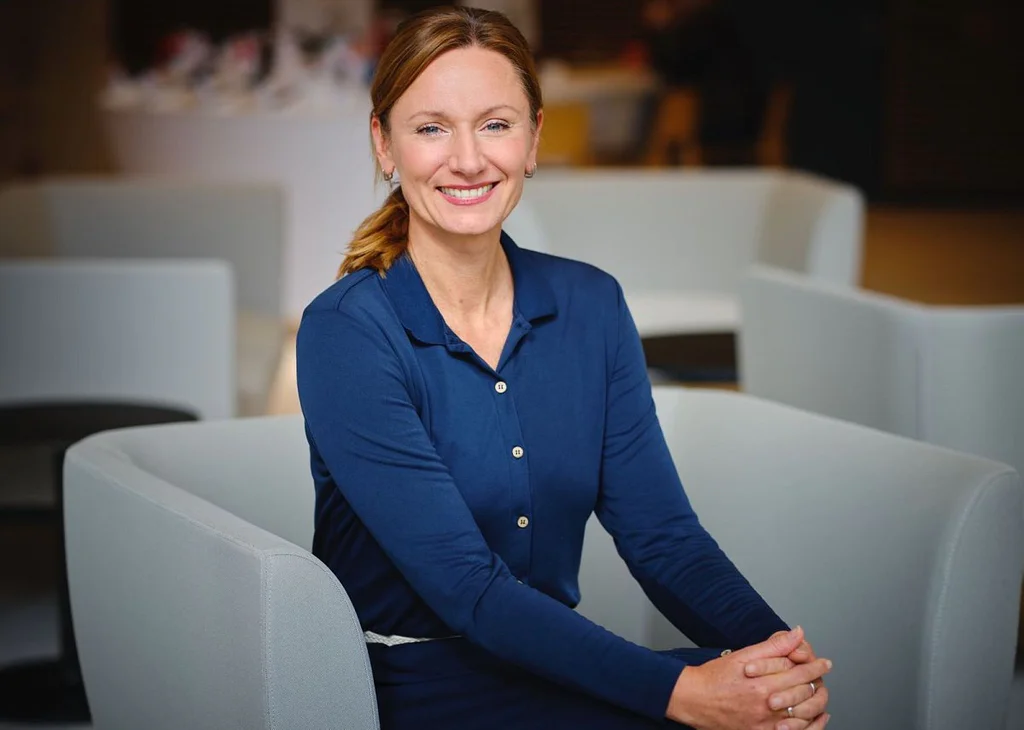 Nechceme, aby senioři skončili v digitální propasti, říká ředitelka Nadace Vodafone Zuzana Holá