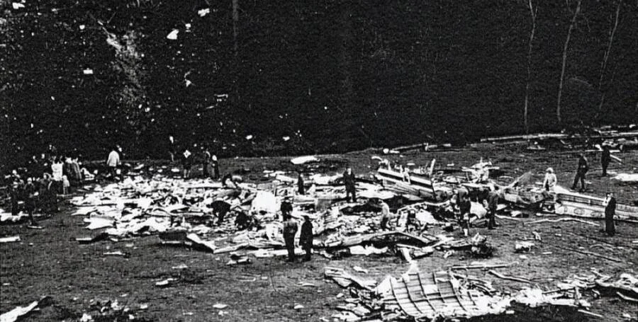 wreckage-of-jat-flight-367