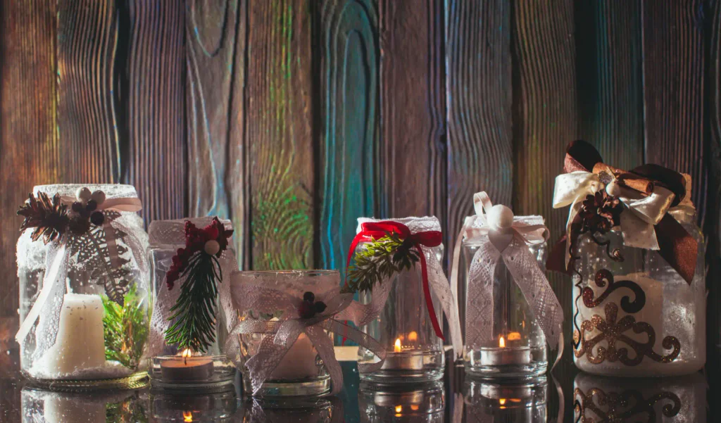 Vánoční dekorace snadno vytvoříme ze zbytků.