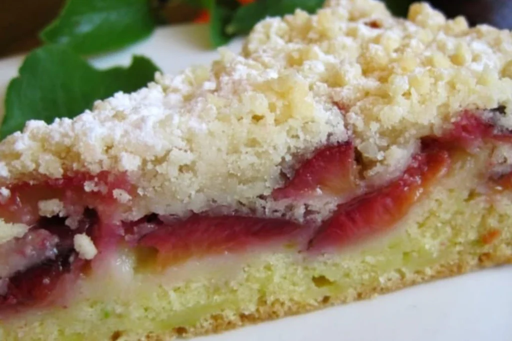 Obrázek receptu na Letní cuketový koláč s ovocem a drobenkou