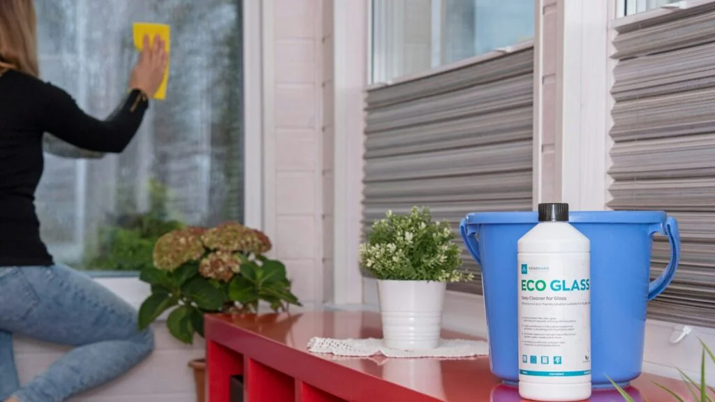 Čištění skel, zrcadel a hladkých povrchů