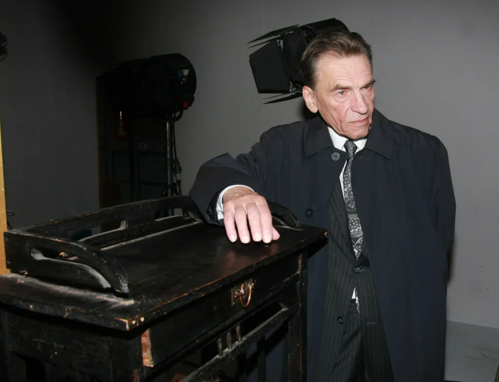 František Němec tráví dny v tichu za Prahou. Odpočívat ale jezdí na chalupu do severních Čech.