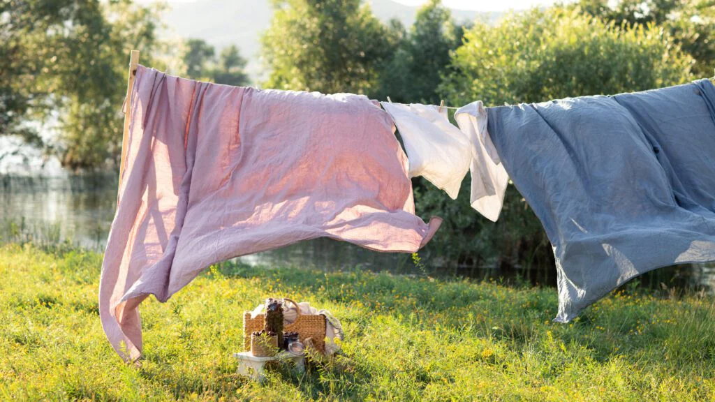 Sušte prádlo venku