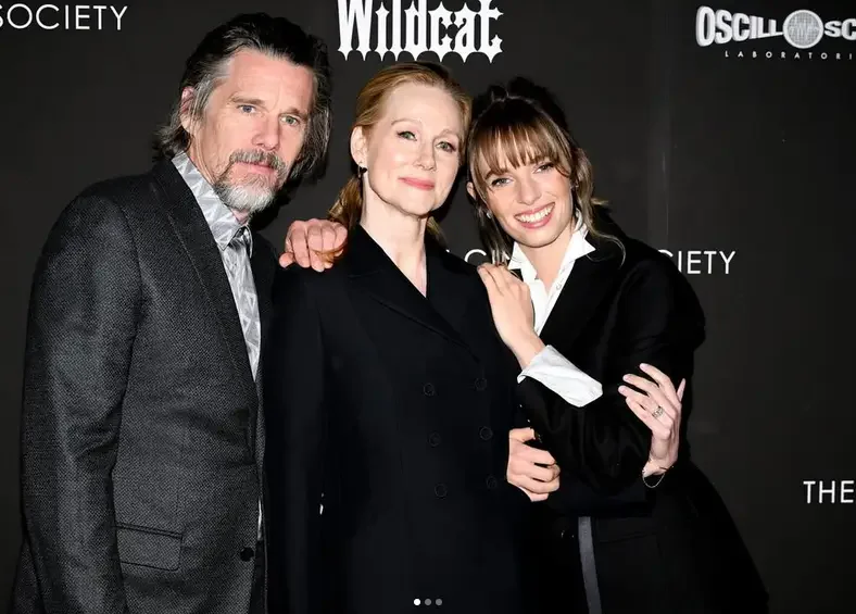 Maya Hawke s talentovanou rodinou. 