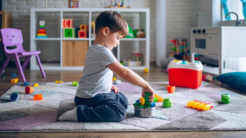 Vzpomínky přetrvají, hračky zapadnou