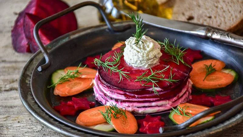 Září je čas, kdy by se měla sklidit červená řepa vhodná pro zimní uskladnění