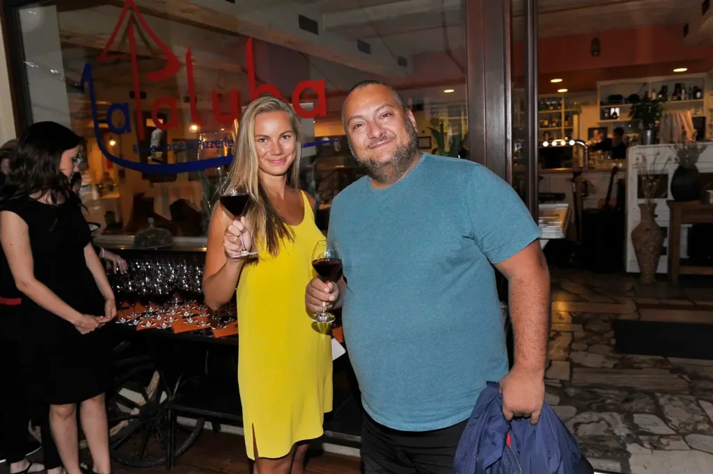 Manželka Patrika Hezuckého dojímá Česko. Nikola obstála v nejtěžší zkoušce, lidé jí píší slova uznání.