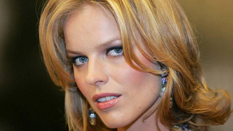 Eva Herzigová 2004
