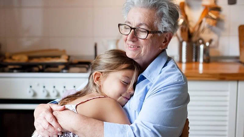 Láska mezi vnoučetem a babičkou