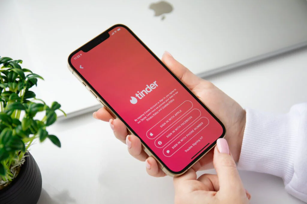 50 až 100 lajků denně: Tinder má skrytý limit, který rozhoduje o vašem úspěchu